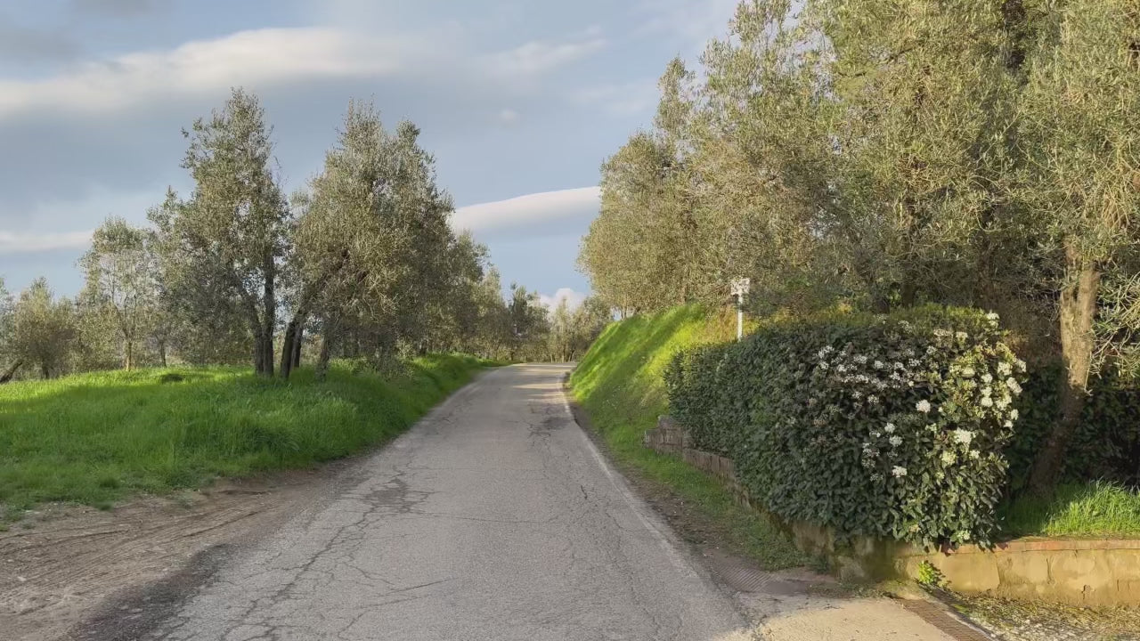 Carica il video: Presentazione Colle Paradiso